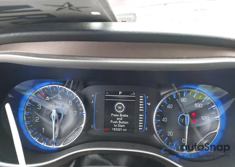 2019 Chrysler Pacifica Touring L z USA, uszkodzony, nr VIN 2C4RC1BG6KR625932